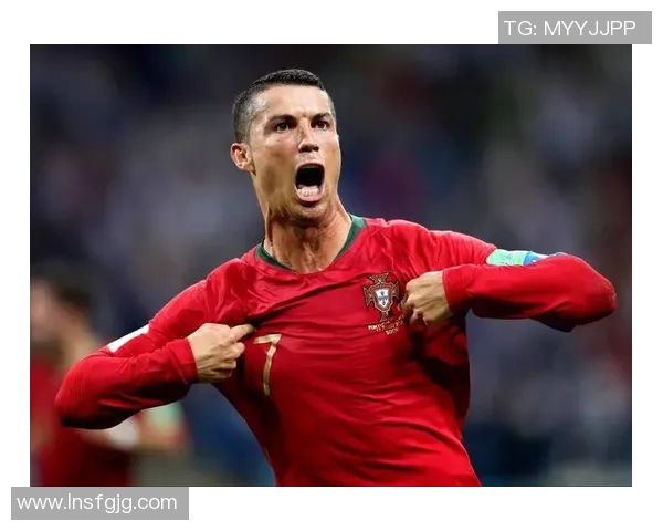 揭晓这位足球明星的真实身份及其辉煌成就与影响力分析