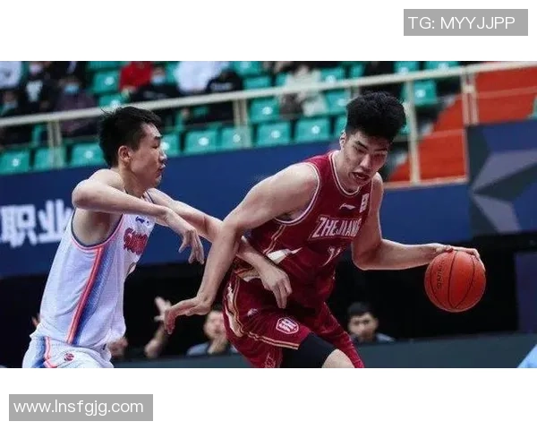 武汉篮球队与成都篮球队赛后分析力量对比与战术总结 武汉篮球队与成都篮球队赛后分析力量对比与战术总结