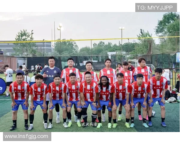 武汉足球队在全国耐力排行榜中荣登第八名展现出强大实力与潜力 武汉足球队在全国耐力排行榜中荣登第八名展现出强大实力与潜力