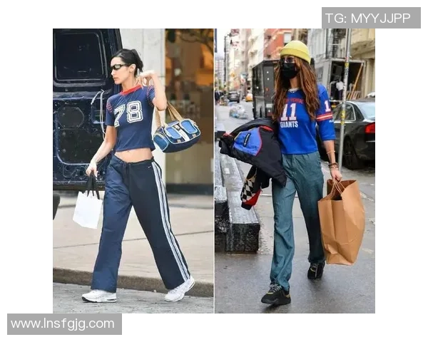 足球明星时尚穿搭女生裤子图片分享引领潮流风尚 足球明星时尚穿搭女生裤子图片分享引领潮流风尚