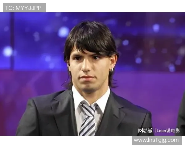 这年足球明星的辉煌时刻与传奇故事汇聚成的精彩篇章 这年足球明星的辉煌时刻与传奇故事汇聚成的精彩篇章