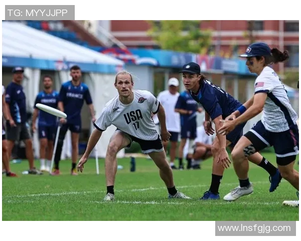 飞盘焦点：成都飞盘队的配合探讨